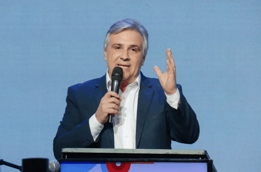 Martín Llaryora