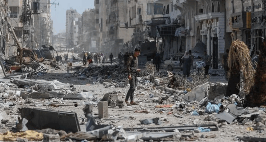 Tensión en Gaza: Hamás entregó el cuerpo de un rehén israelí en un ataúd