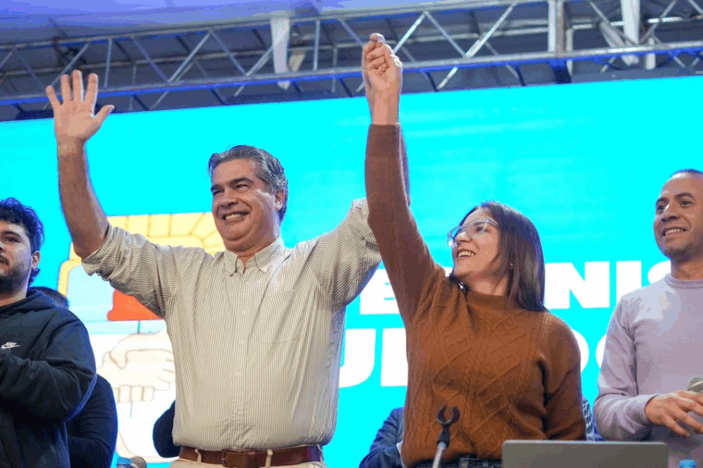 Capitanich y LLA se miden en un mano a mano por el Senado en Chaco