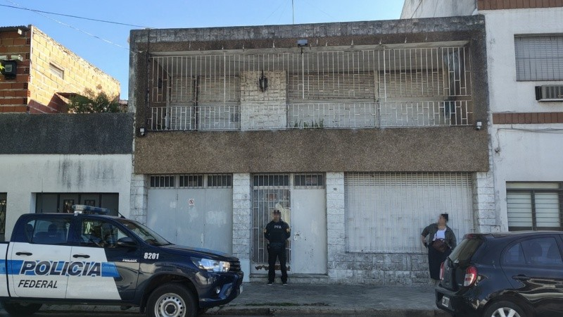 Rescataron a una mujer que estuvo esclavizada 22 años en Rosario: un detenido