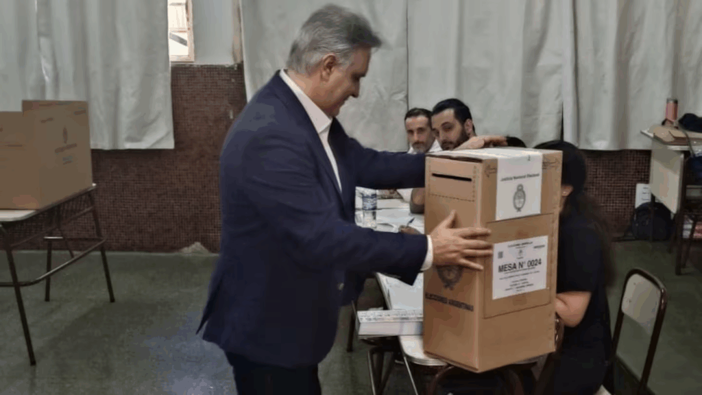Martín Llaryora votó en córdoba