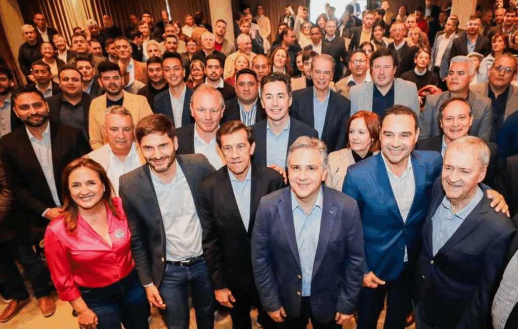 Milei recibe a los gobernadores para avanzar con sus reformas en el Congreso