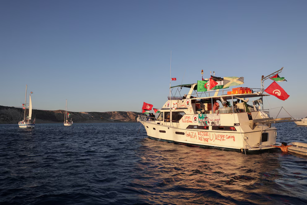 flotilla denuncia maniobras intimidatorias buque
