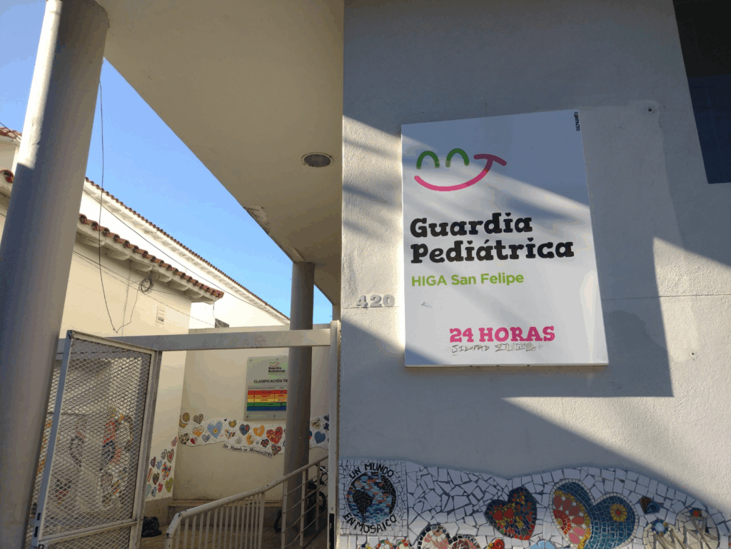 Oficiales de la UTOI auxiliaron a una nena de casi dos años que se habría caído a una pileta en barrio Las Mellizas