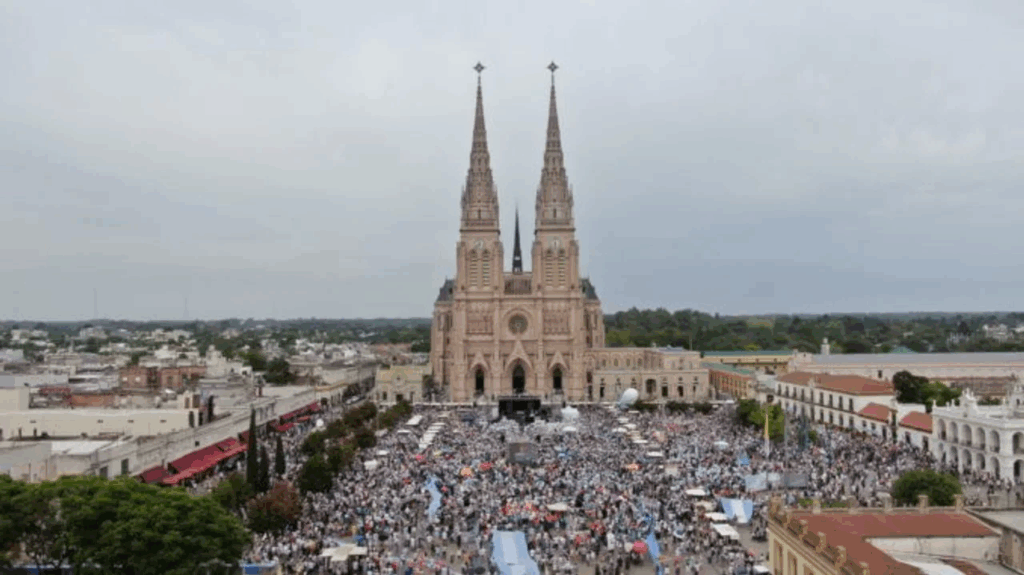 Luján