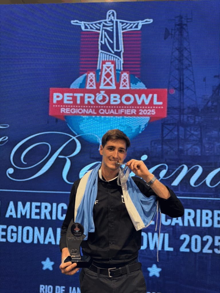 Un ramallense integra el equipo campeón mundial de Ingeniería en Petróleo