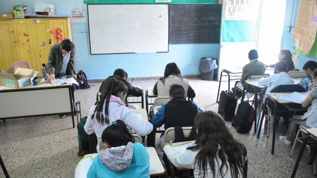 En 15 años cayó 30,5% la matrícula de alumnos en las escuelas de San Nicolás