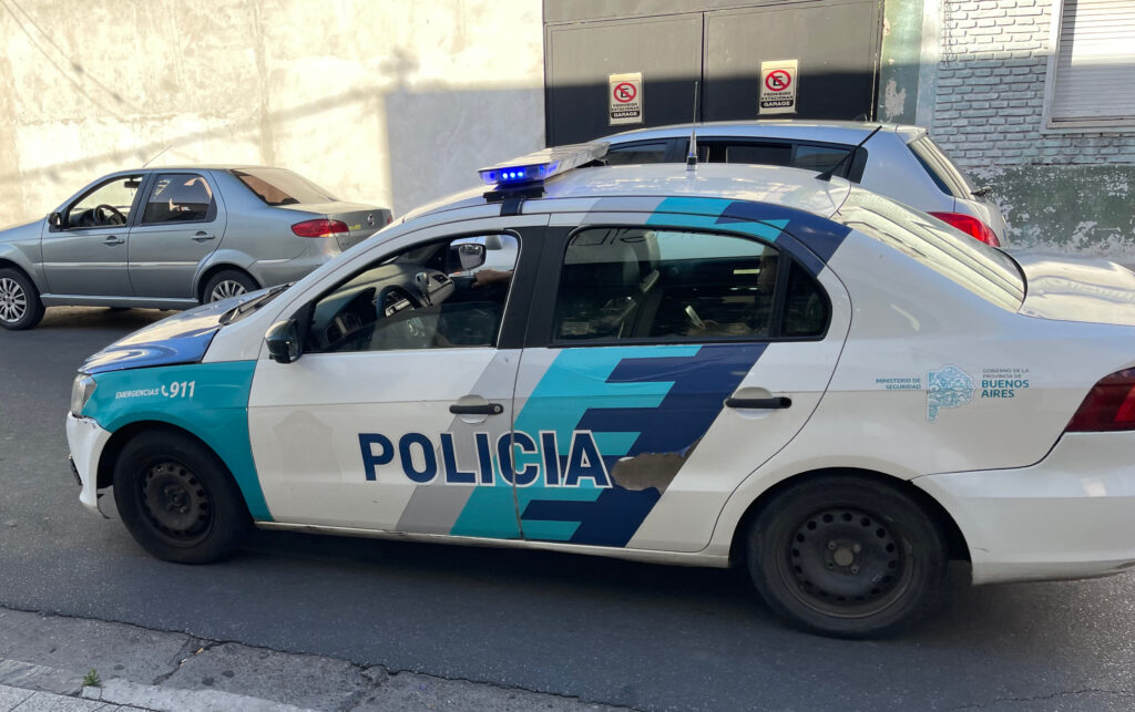 Un joven fue aprehendido tras robar una reja de una casilla de gas en zona centro
