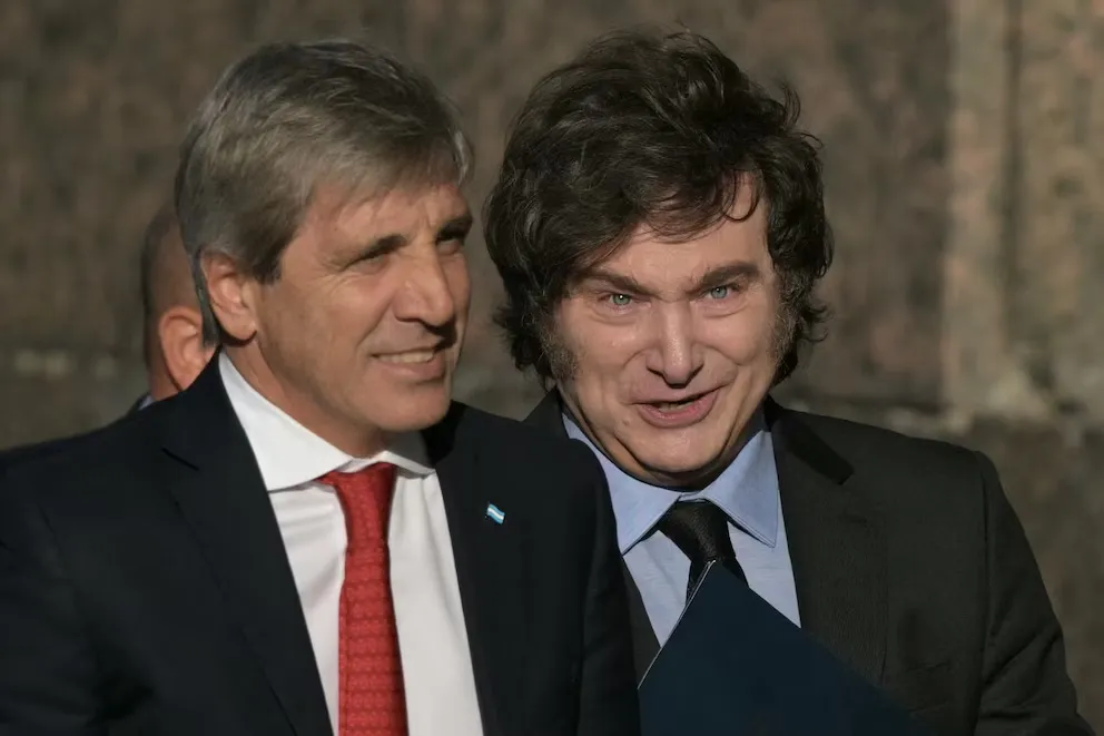 Javier Milei desmintió que se vaya a dar de baja al monotributo: “Son mentiras y operaciones de delincuentes”