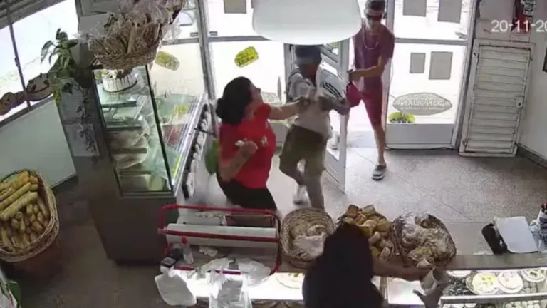 delincuentes intentaron robar una panadería