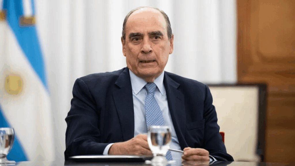 Francos admitió que quería seguir a cargo del Gabinete y dijo que volvería si Milei se lo pide