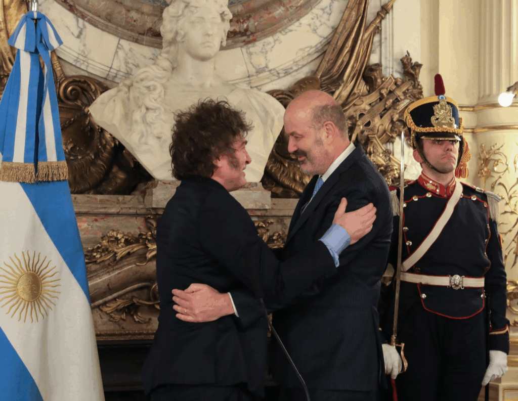 Javier Milei prepara un nuevo ajuste del Estado: proyectan despidos del 10% de los empleados públicos
