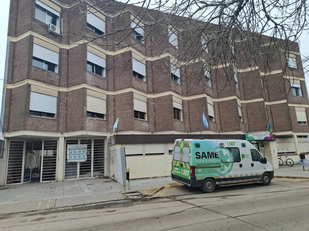 Balcarce: fue a la guardia con tos y el médico le recetó una infusión de laurel y vapor de cebolla