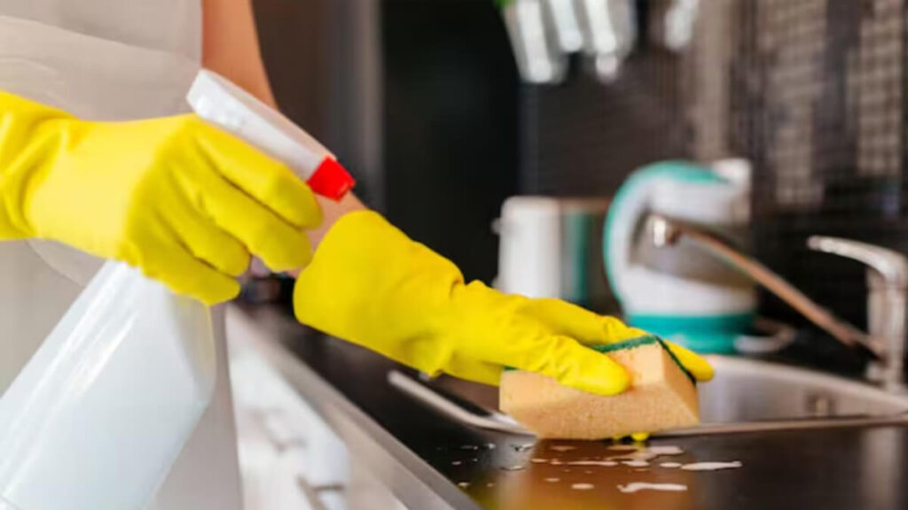Crece en San Nicolás la preocupación por despidos y continuidad del trabajo no registrado en el servicio doméstico