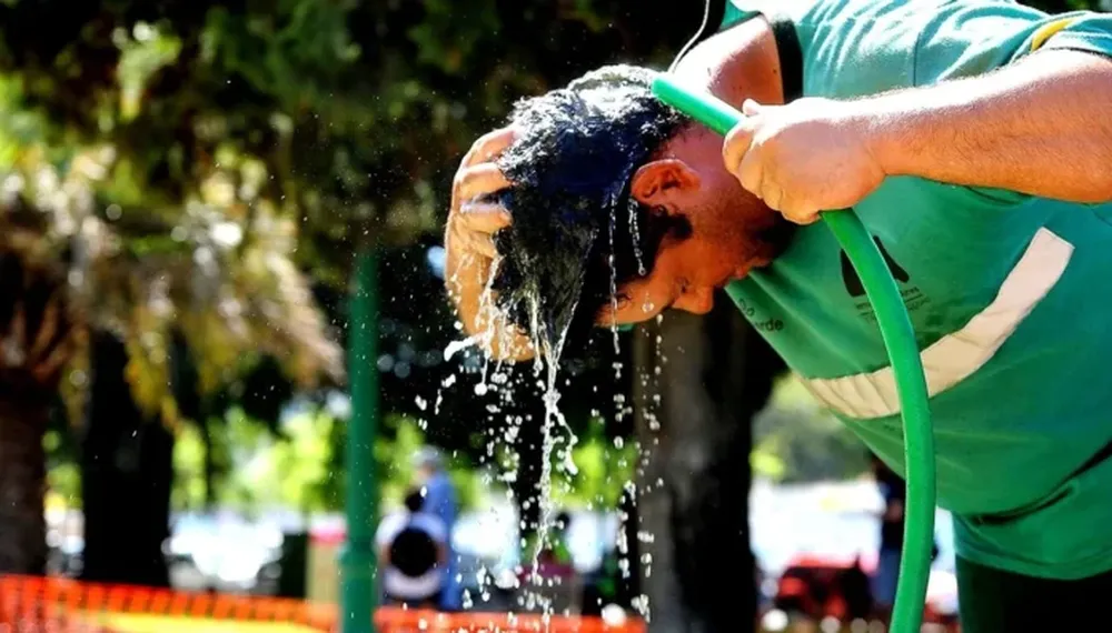 Altas temperaturas para dar la bienvenida al verano: qué hacer ante un golpe de calor