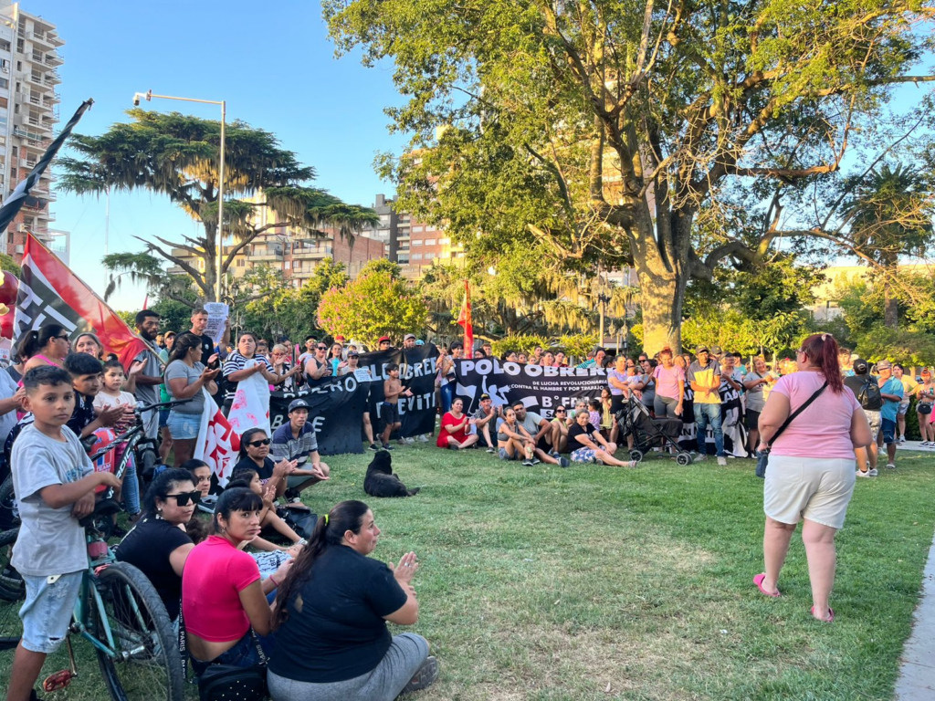 San Nicolás también fue escenario de una marcha contra la reforma laboral impulsada por Javier Milei