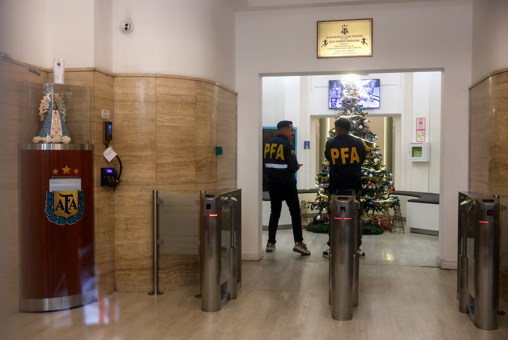 millones sociedades fantasmas EE.UU AFA TourProdEnter