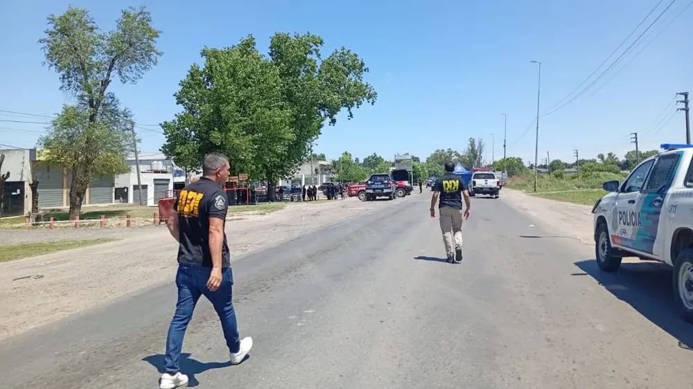 Un policía mató a uno de los cuatro motochorros que lo asaltaron en Pilar