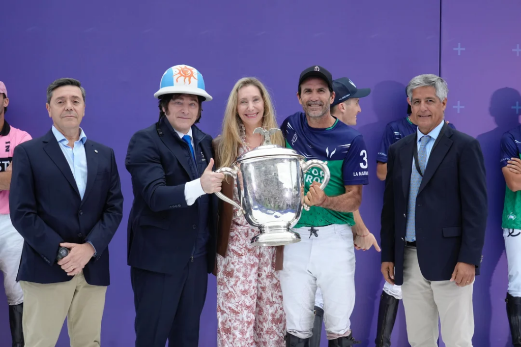 La foto que dejó la final de polo: quién quedó adentro y quién quedó afuera