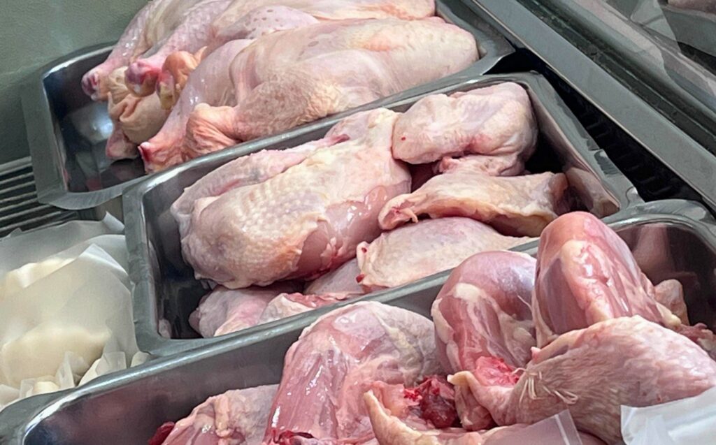 El precio del pollo no deja de escalar: en las últimas dos semanas, la suba ronda el 15%
