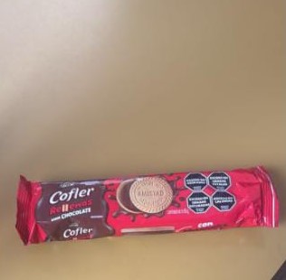 Amenazó a la empleada de un local céntrico para robarse un paquete de galletitas pero fue aprehendido
