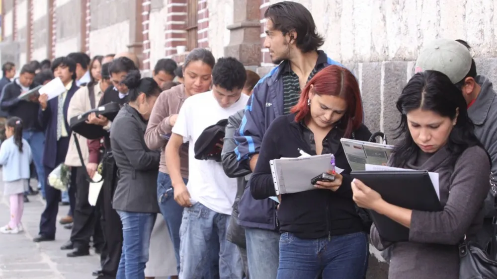 Récord de destrucción de empleo formal: se perdieron 33.100 puestos en octubre