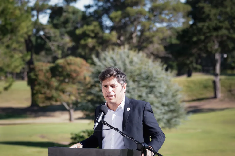 Axel Kicillof acusó a Milei de “robarle fondos a la Provincia” y habló de una crisis económica “comparable a la pandemia”