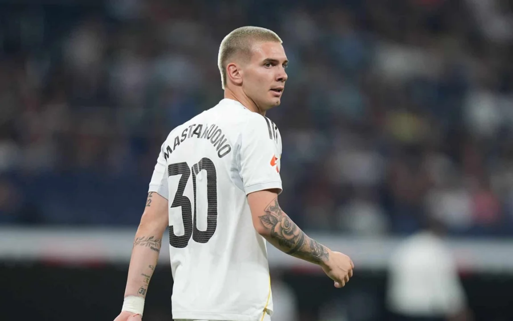 Inter puso sus ojos en Mastantuono tras los silbidos en el Bernabéu