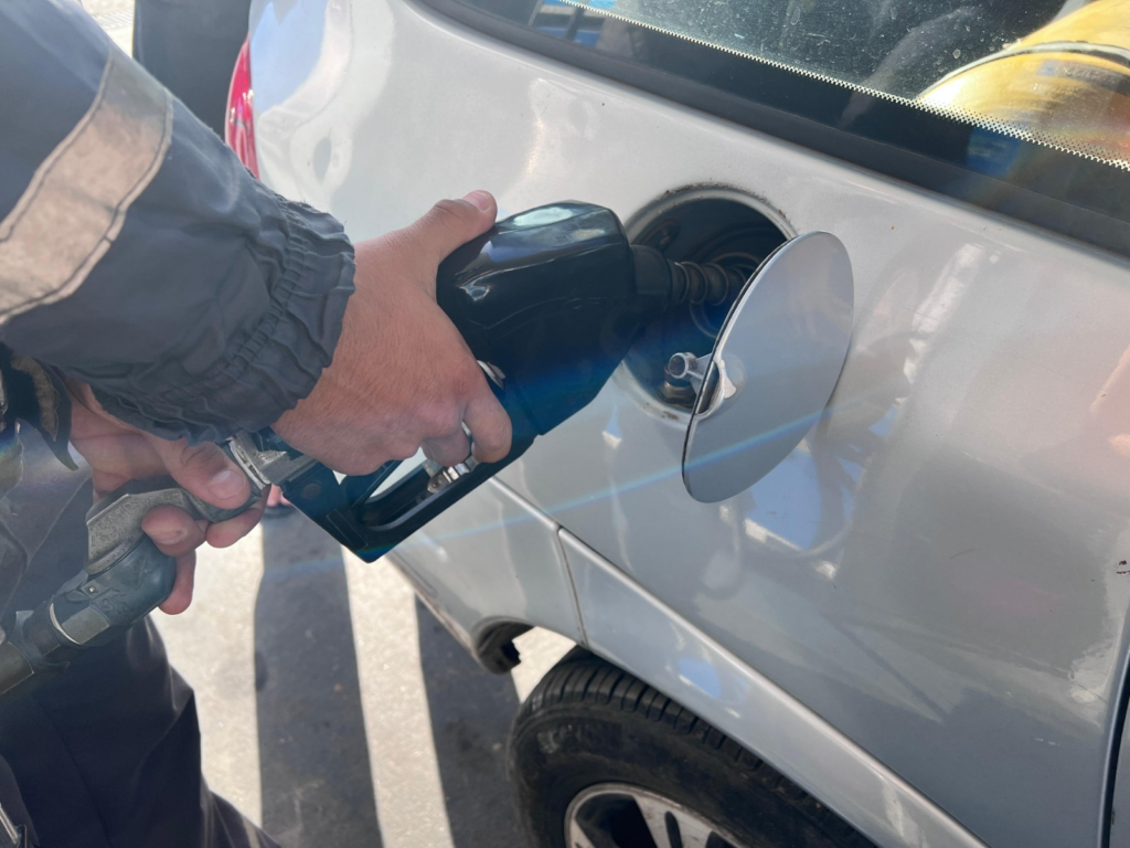 Polémica tasa de Poletti en Ramallo: los combustibles de YPF ya son hasta un 5% más caros que en San Nicolás