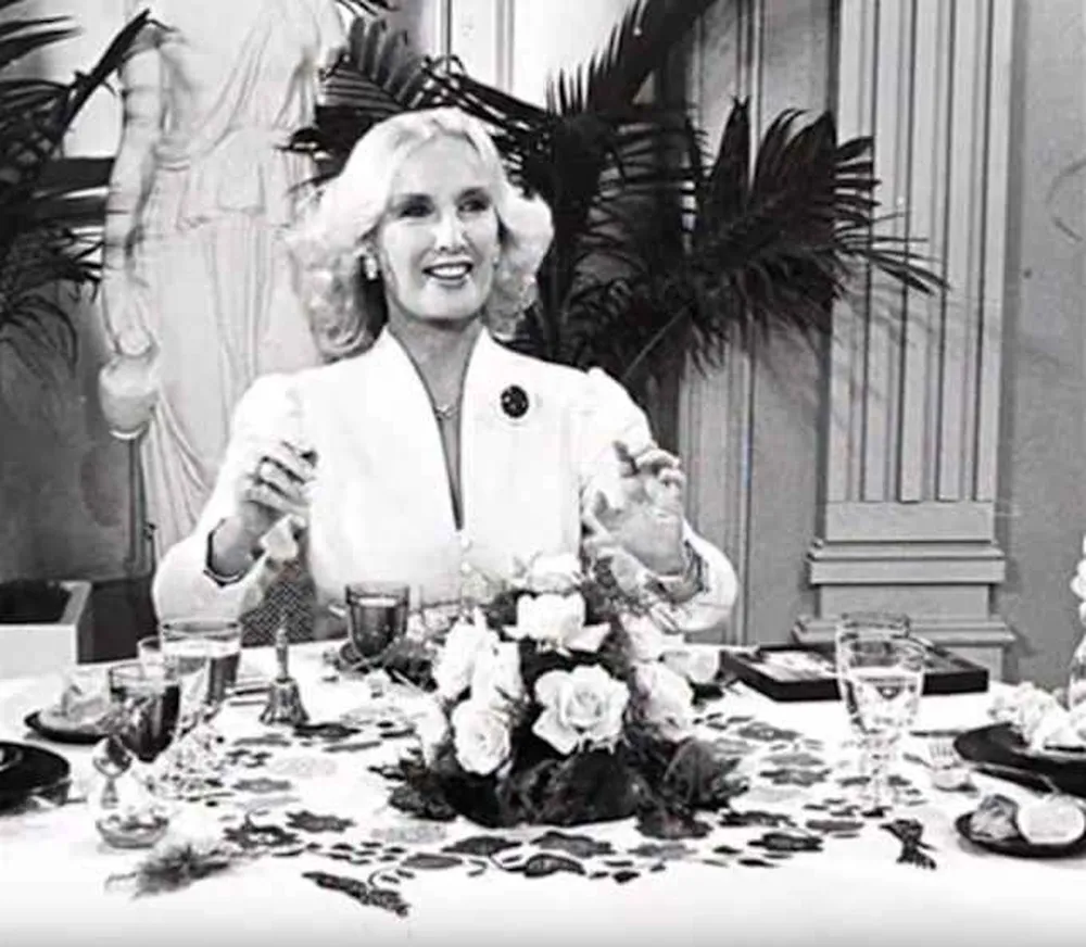 A un mes de cumplir 99 años, Mirtha Legrand vuelve con sus “mesazas” desde Mar del Plata