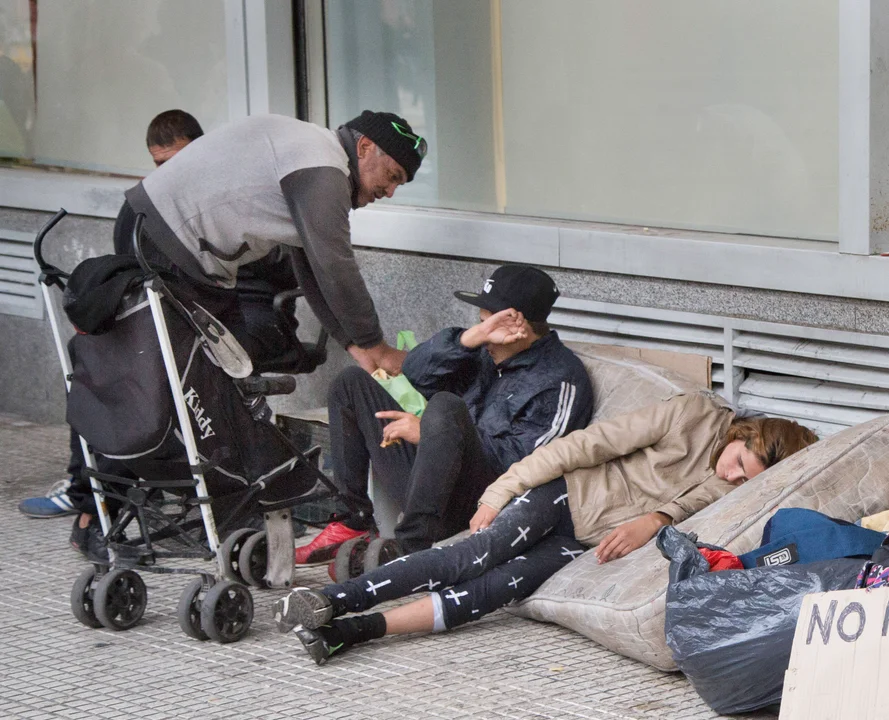 Ingresos: una familia tipo porteña necesitó más de 1,3 millones en diciembre para no ser pobre