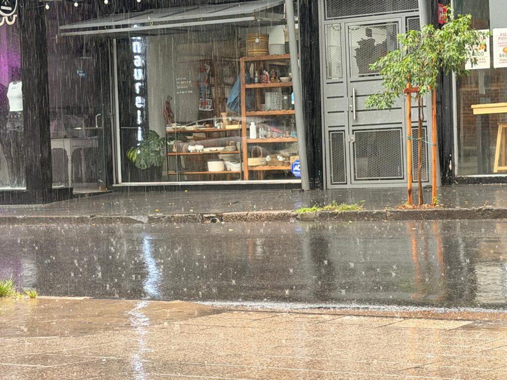 jueves lluvias vienteo alta humedad inestabilidad
