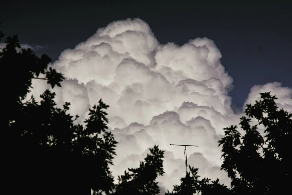 Tormentas en el noreste bonaerense: lluvias intensas, ráfagas y posible caída de granizo