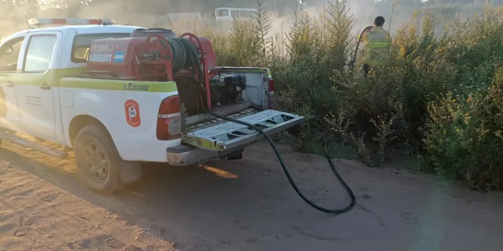 Junín: los bomberos apagaron 23 incendios en tres días
