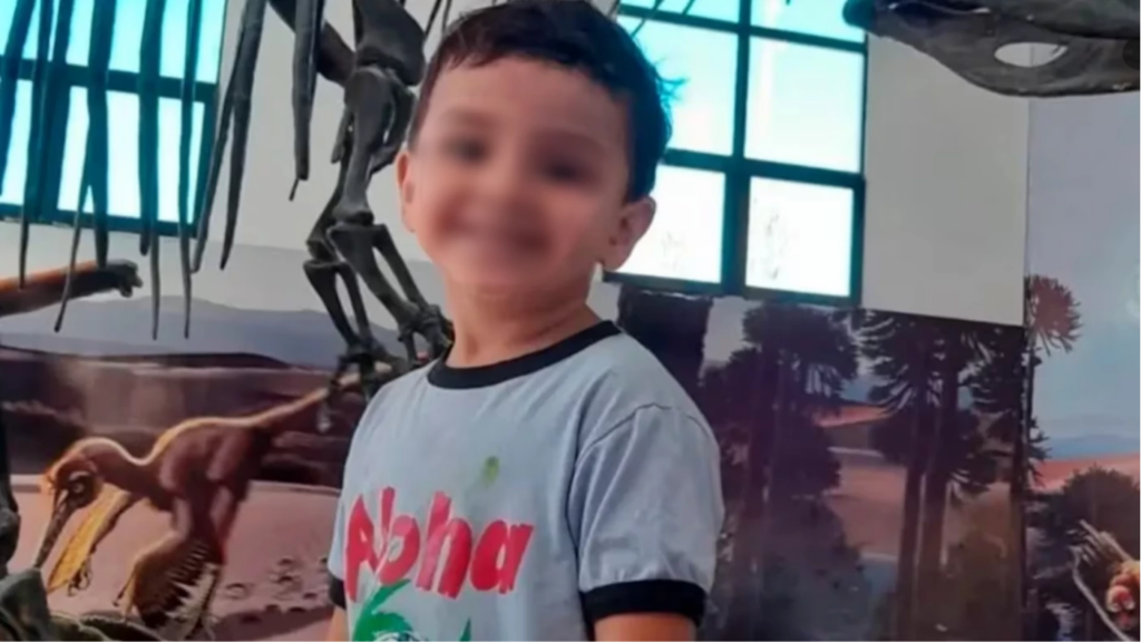 anestesiólogo distrajo celular muerte niño 4 homicidio
