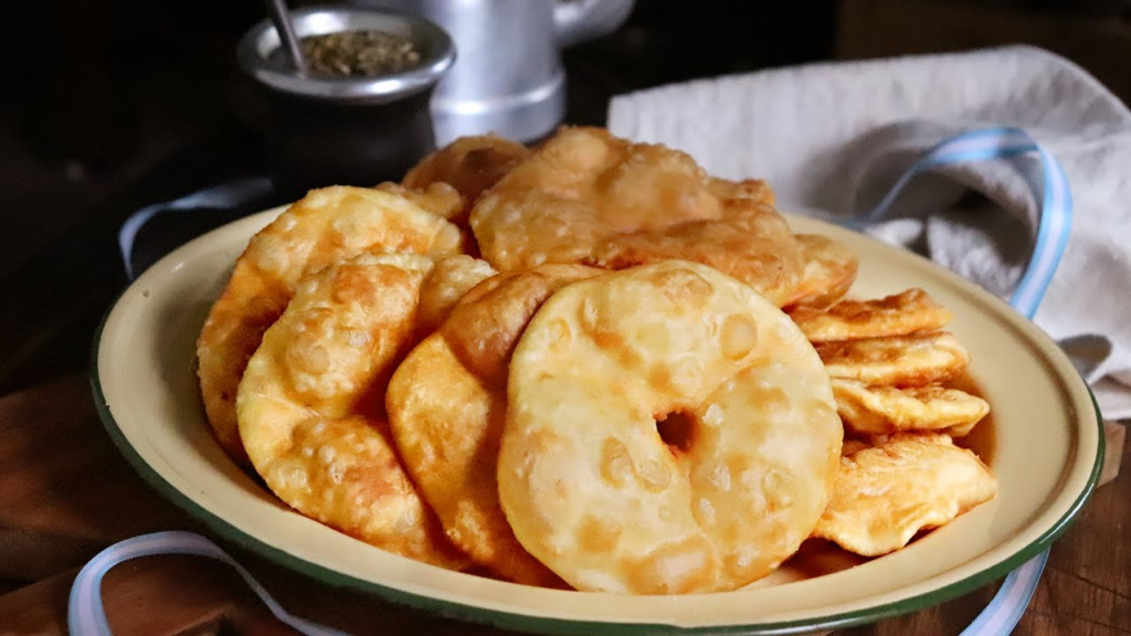 lluvia mate tortas fritas clima