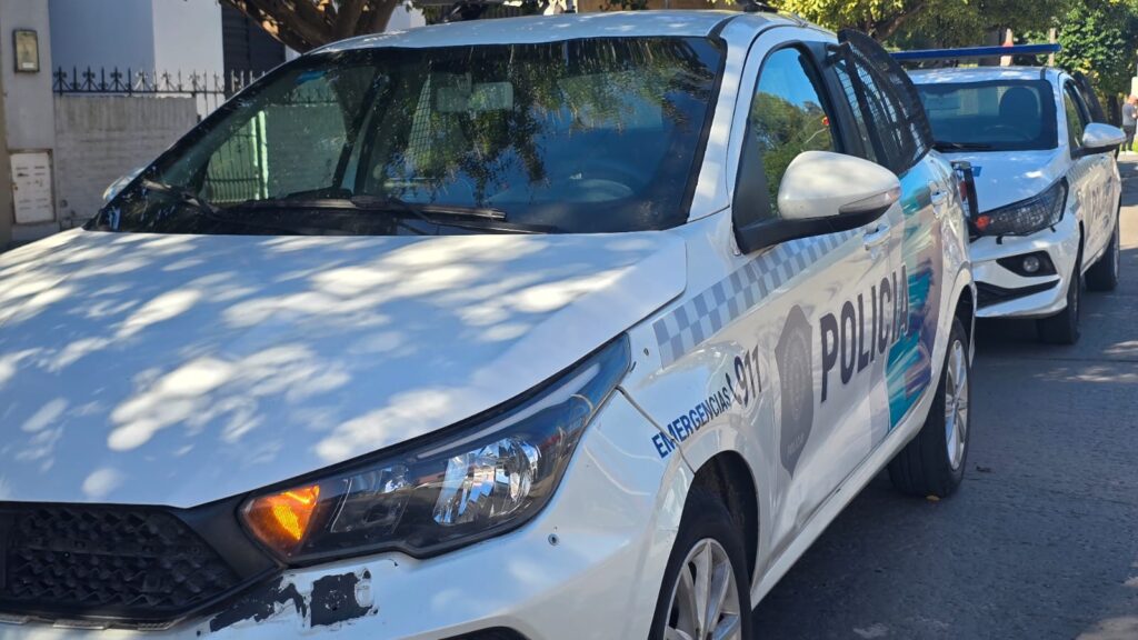 Aprehendieron a un hombre de 40 años por provocar disturbios en la vía pública en barrio Prado Español