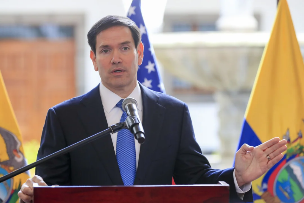 Marco Rubio: "Las reformas de Cuba no son lo suficientemente drásticas para salvar su economía"