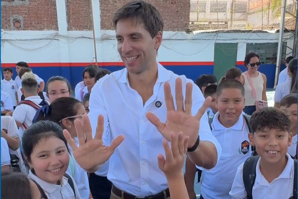 Santiago Passaglia acompañó el inicio del ciclo lectivo 2026