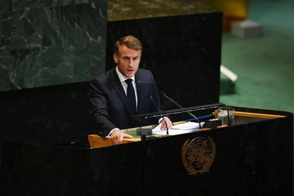 Macron insta a Irán a entablar negociaciones