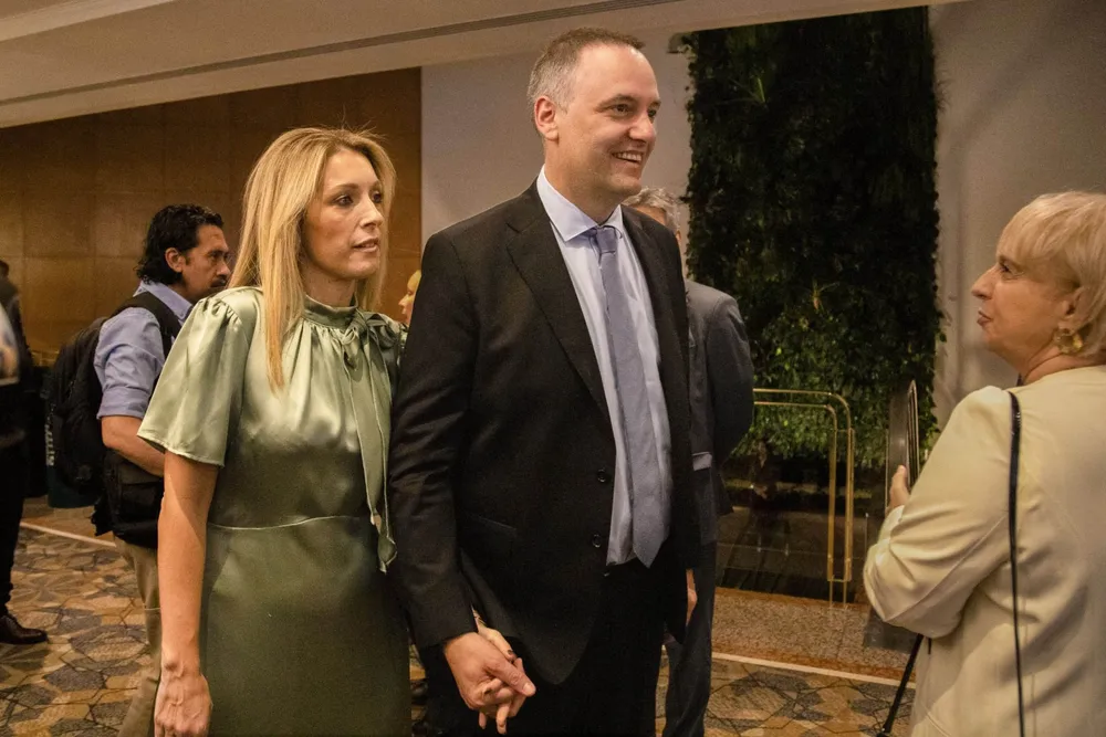 La Justicia imputó a Manuel Adorni por presunto enriquecimiento ilícito y ordenó medidas para analizar su patrimonio