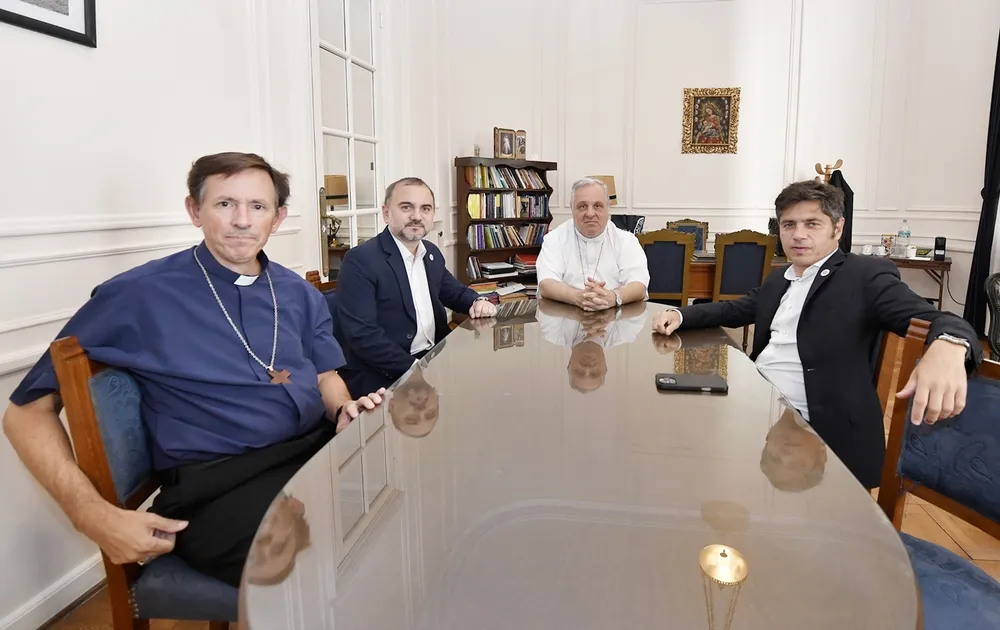 Axel Kicillof se reunió con autoridades de la Conferencia Episcopal Argentina