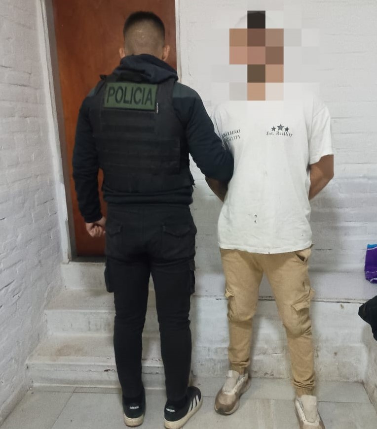 Aprehendieron a un hombre tras un allanamiento por amenazas: secuestraron un revólver calibre 32 con municiones