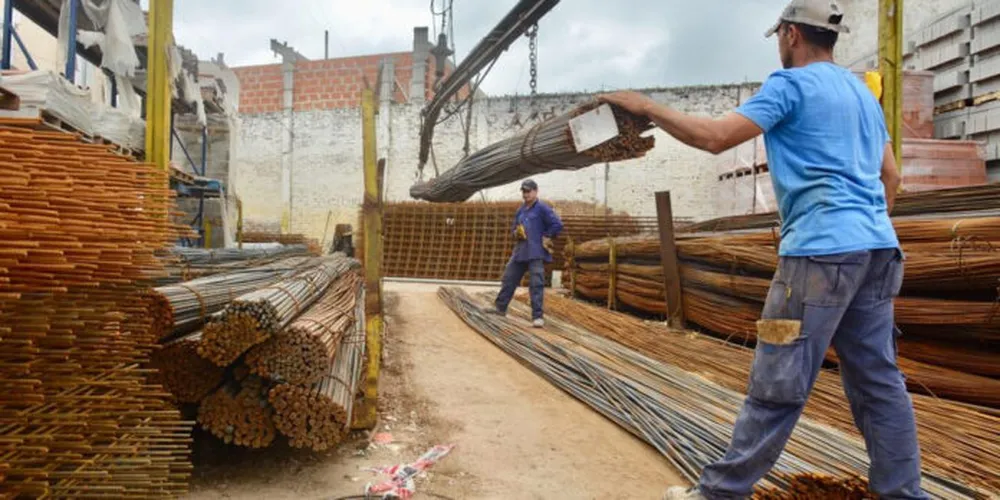El costo de la construcción subió 2,5% en marzo y acumuló 6,9% en el primer trimestre
