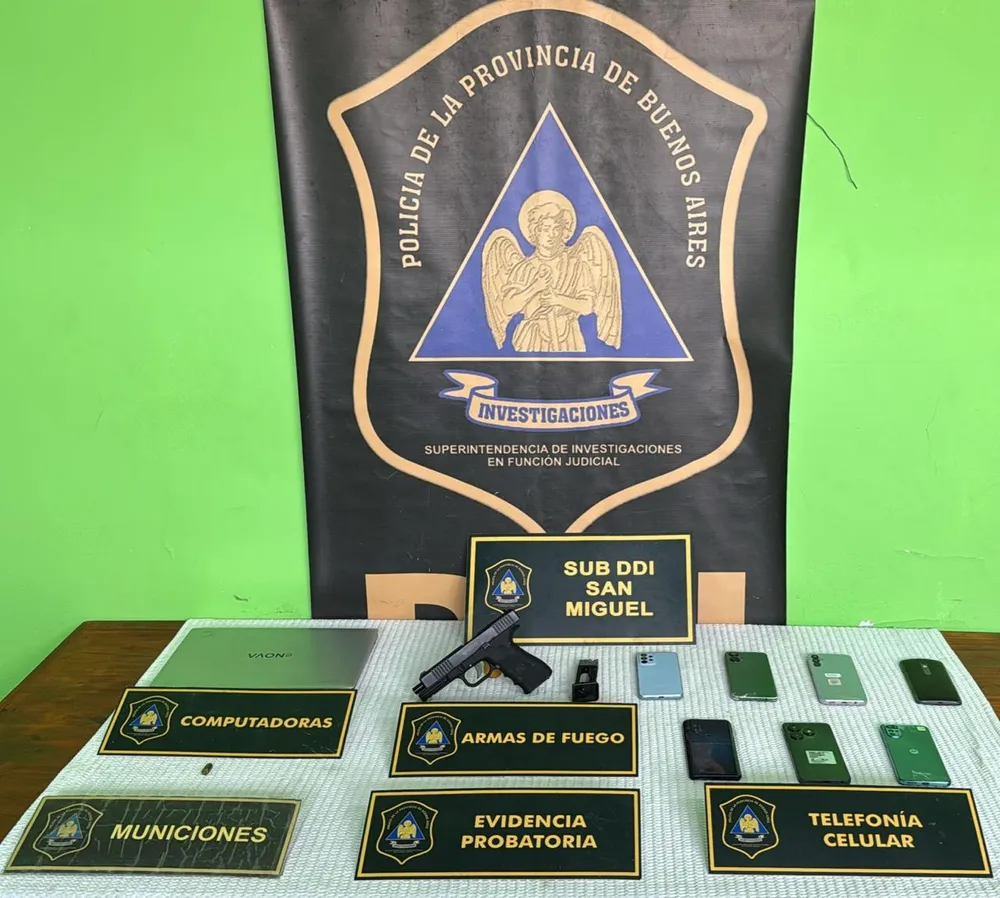 Amenazas en escuelas: identifican a un adolescente armado una localidad bonaerense y avanzan detenciones en varias provincias