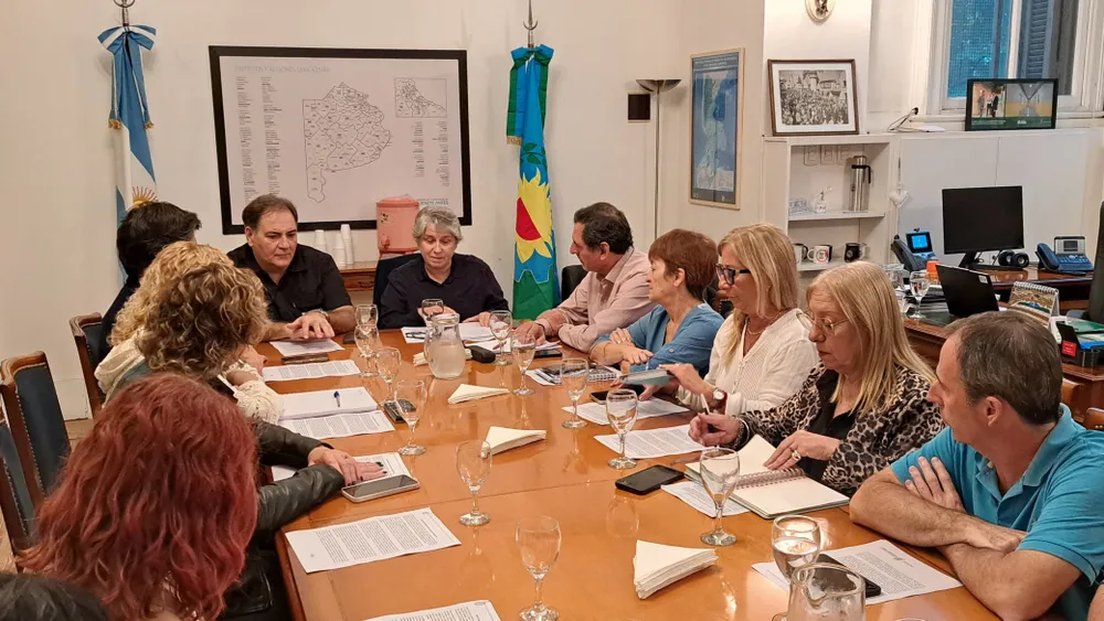 La Provincia definió un protocolo para actuar ante amenazas y alumnos armados en escuelas
