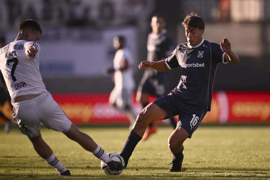 Independiente cayó ante Riestra y complicó su clasificación en el Torneo Apertura