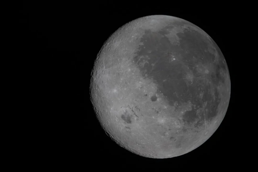 Qué es el “lado oscuro” de la Luna y por qué es clave en la misión Artemis II