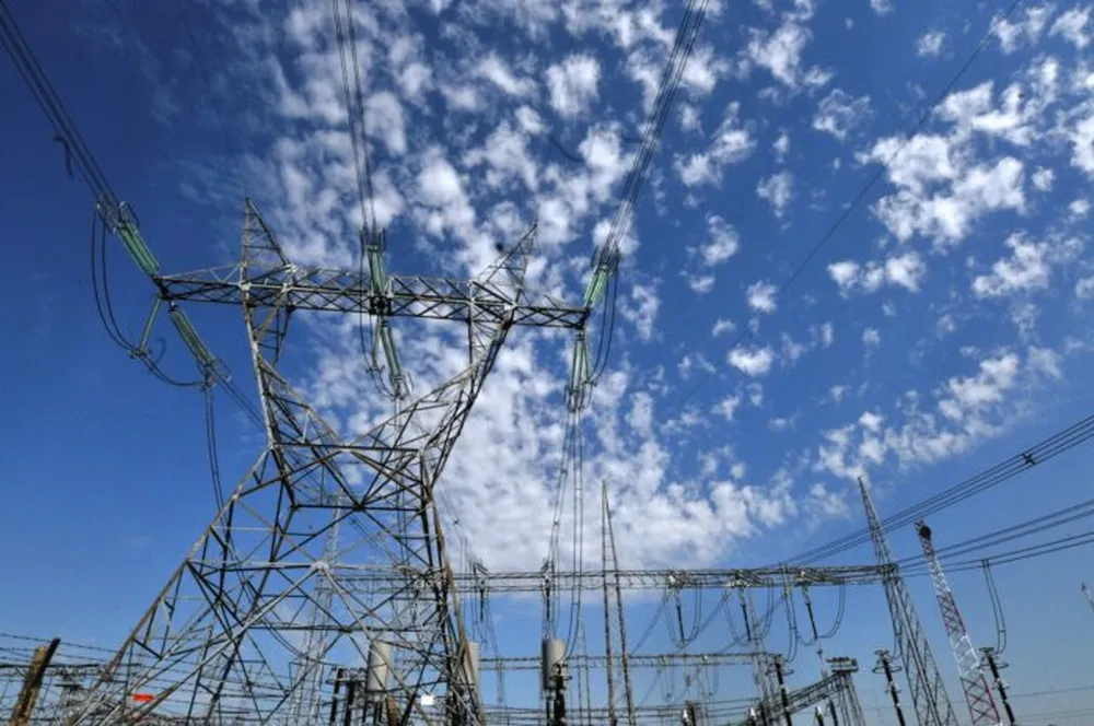 El Gobierno reglamentó concesiones de obra pública para ampliar el sistema energético con financiamiento privado