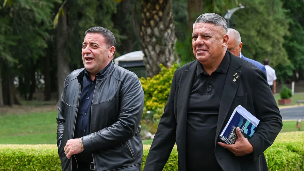 La Justicia ratificó la prohibición de salida del país para “Chiqui" Tapia y Pablo Toviggino
